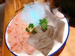 -白乐天毛肚火锅馆(解放碑店)