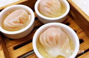 Ginseng Shrimp Dumplings