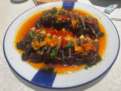 双椒鸡棕菌-维园悦谱·海派家常菜(乌鲁木齐南路店)