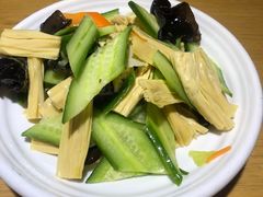 -吕氏疙瘩汤·海鲜新鲁菜(凯德mall新都心店)