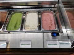 -潮一不贰·法式甜品·生日蛋糕·西式简餐(外滩店)