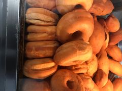 甜甜圈-新丰小吃(中山中路分店)