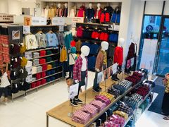 -优衣库(上海金桥国际商业广场店)