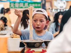 -八一路好吃街(雨田商务大厦店)