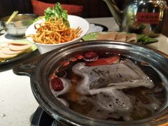 开胃锅-一叶一世界·素食餐厅(锦华万达店)
