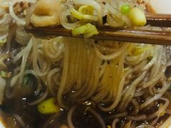 -茅屋大酒店
