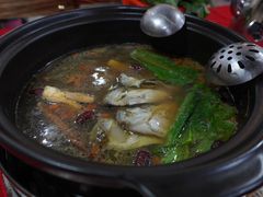 -濠轩阁特色生蚝火锅(水湾路店)