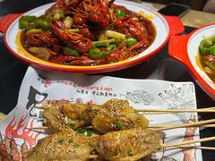 -谭公鱼头·鲜鱼火锅·小龙虾·江湖菜(秀沿路店)