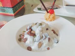 -邓丽君音乐主题餐厅