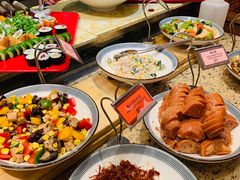 -咖啡苑自助餐厅·中国大饭店