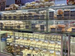 -白玉兰食品甜凤店(合生汇店)