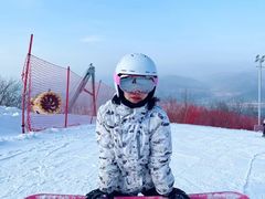 -鳌山滑雪度假区