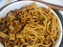 -全家便利店(洛川东路店)