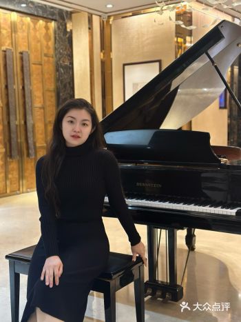 今天晚上是跟着闺蜜谈业务的商务宴请️