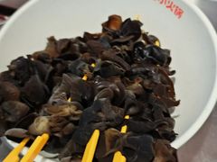-围辣串串小火锅(李家村万达广场店)