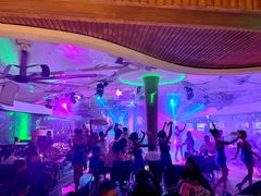 -FINNS Beach Club