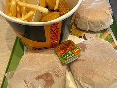 -麦当劳(欢乐谷店)