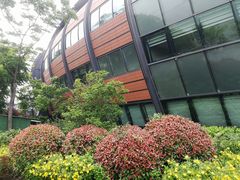 -上海滴水湖皇冠假日酒店