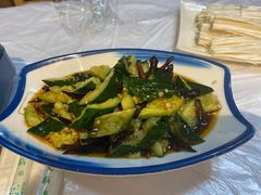 -霄汉牛三鲜湖北砂锅菜(万松园2店)