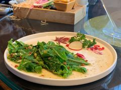 松子炒山苏叶-若蘭慈·无国界素食料理(欢乐海岸店)