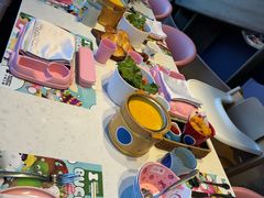 -水桶王国主题餐厅·聚会·生日派对·亲子活动·家庭套餐(亚龙湾希尔顿店)