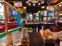 -Famous肥猫墨西哥音乐餐吧(五棵松华熙LIVE店)