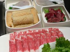 -海底捞火锅鲜切牛肉主题店(长寿路店)
