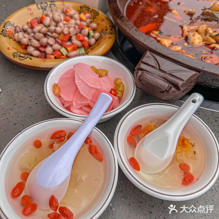 这今天最开心的事情,就是吃了这口鱼!