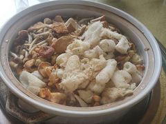 -东巴谷野生菌火锅餐厅