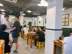 大堂-巴隆门重庆老火锅(太湖路店)