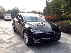 -TESLA 特斯拉(上海太古汇体验店)