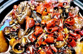 Braised Eel in Clay Pot