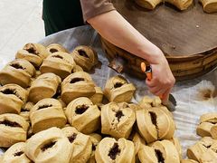 -丽华叶儿粑总汇