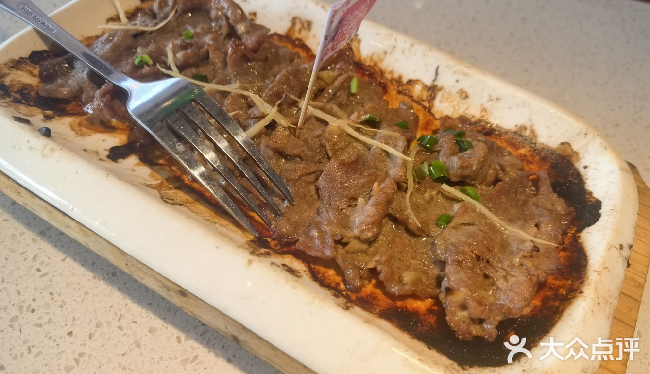 必尝广式特色大排档