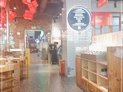 大堂-么肆烤肉·中式自助·烤肉大排档(街道口季佳PAI店)