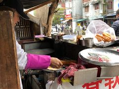 -正宗杂粮煎饼香软鸡蛋饼