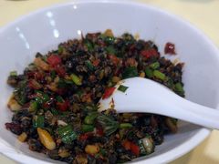 韭菜爆炒田螺-笨罗卜浏阳菜馆(龙华鹏润达店)
