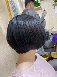 -TOP HAIR SALON