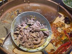 -洱火云南酸菜牛肉火锅(石景山当代商城店)