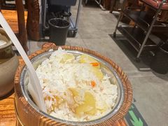 土豆焖饭-滇香肴·云南菜蒸汽石锅鱼(云南北路店)