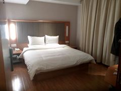 客房2-全季酒店(上海火车站天目西路店)