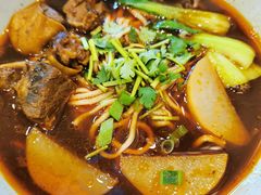 -醉牛腩·面小馆