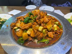 -俭寨大盘鸡·手抓肉·烧烤新疆菜(乌苏路店)