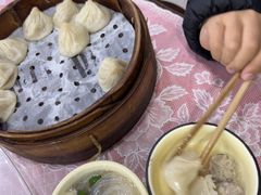 -颐缘居·南翔小笼馆