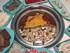 -季季红火锅(柳州城中万达二店)