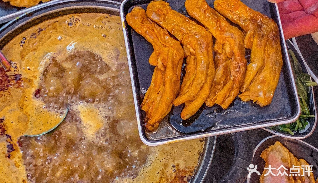 足足臭了三天三夜的螺狮粉火锅也太好吃了吧[色]