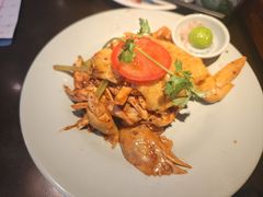 -大头虾越式风味餐厅(光明广场店)