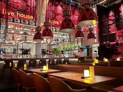 -FOUR PLAY BAR