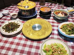 -小锅饭豆腐馆(嘉陵江街店)