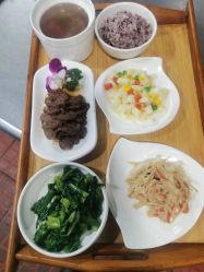 -卓玥国际月子会所(罗山路店)